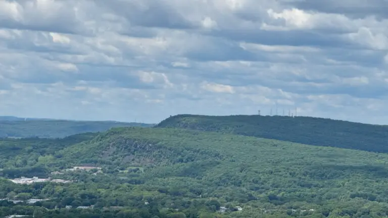Exploring Mount Higby: A Solo Hiking Adventure
